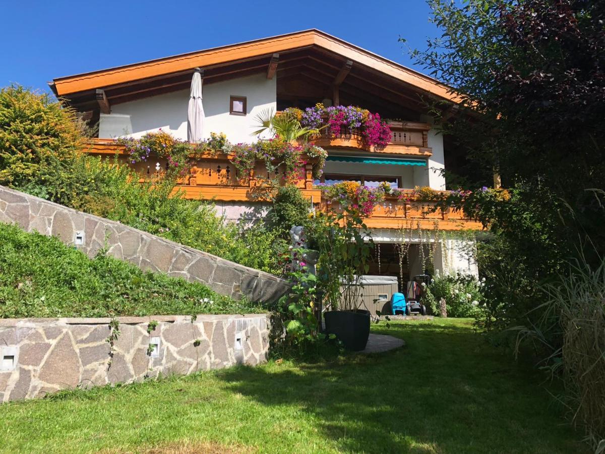 Apartment Villa Sonnegg Fulpmes Bagian luar foto